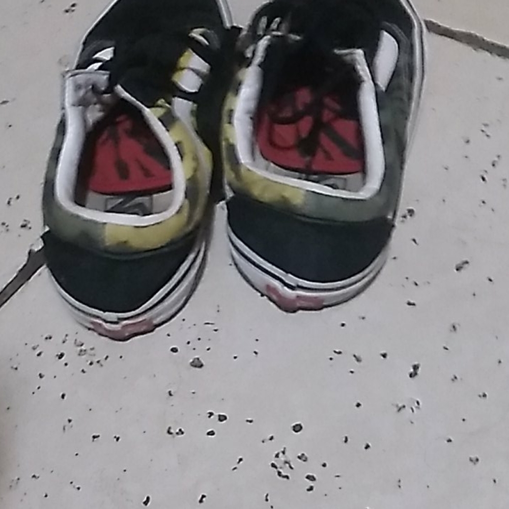 Vans - Picture 3 of 3